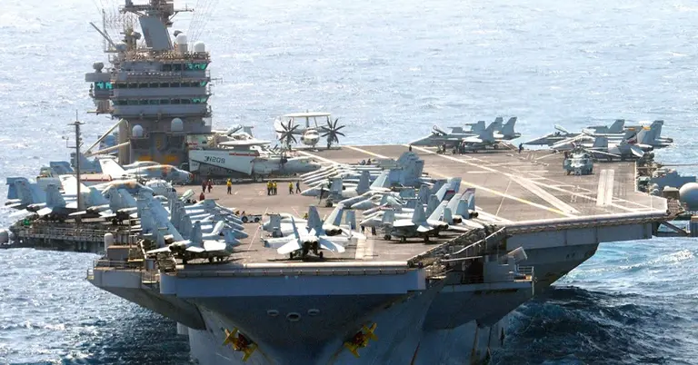 মার্কিন বিমানবাহী রণতরি ইউএসএস আব্রাহাম লিংকন